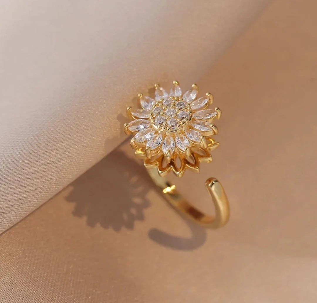 Anillo Girasol Giratorio® | Baño de Oro + Caja de regalo